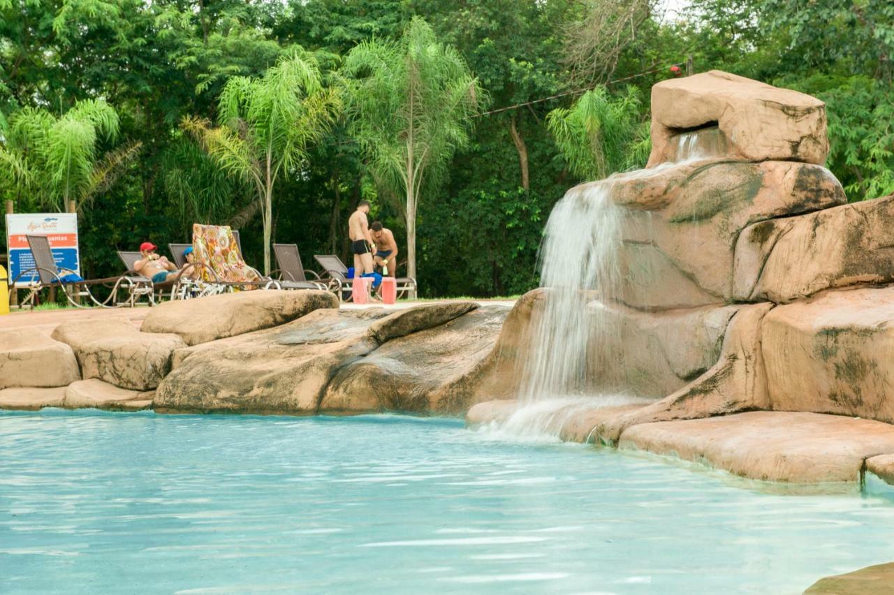 Thermas Agua Santa Hotel Aragarcas Exterior photo